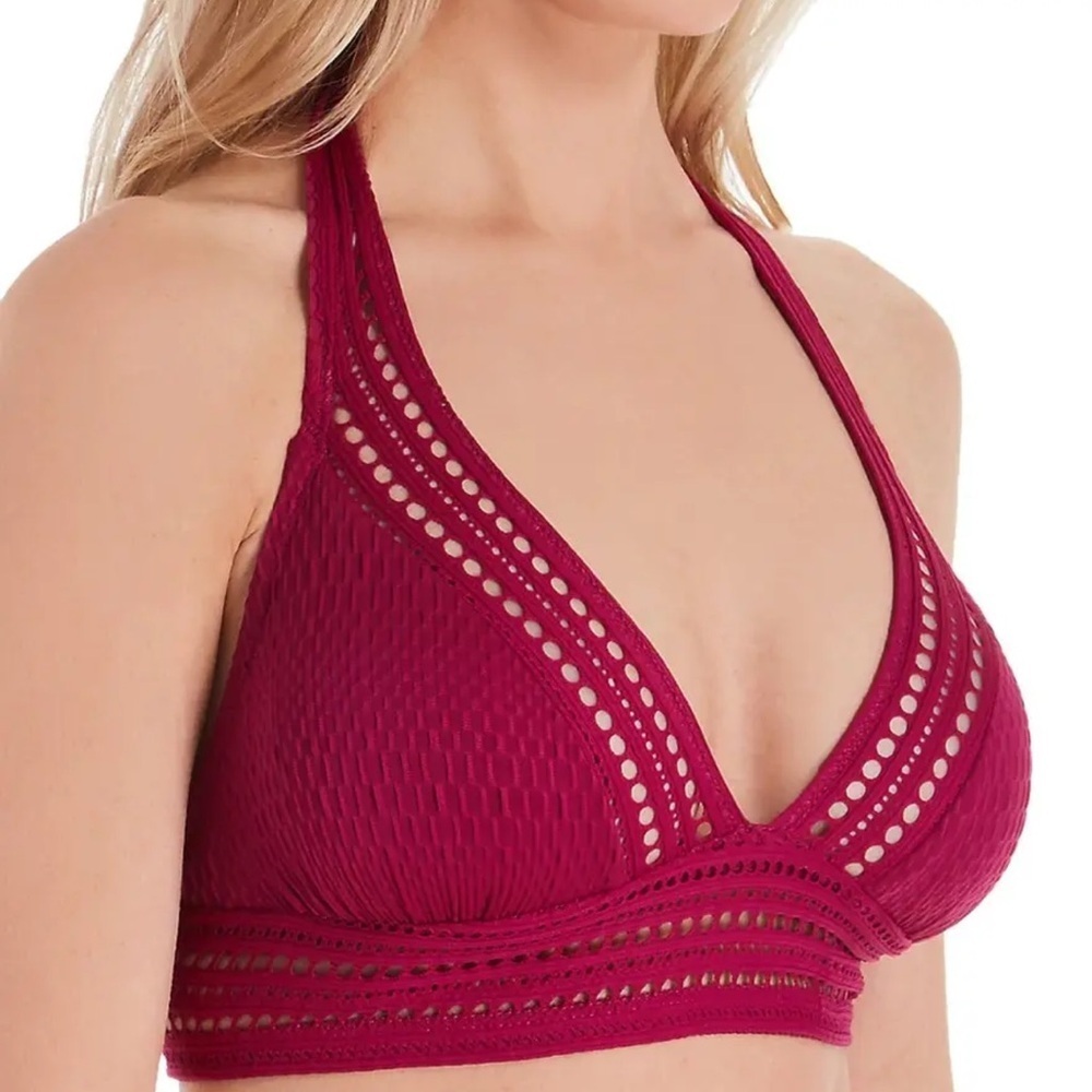 NWOT ROBIN PICCONE PERLA HALTER
TIE BACK BIKINI TOP IN ORCHID